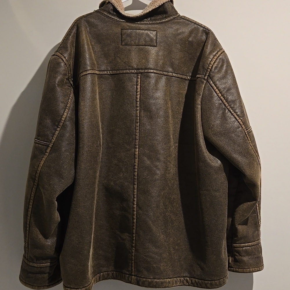 Columbia zipup coats jacket. Size XXL. - Picture 5 of 6